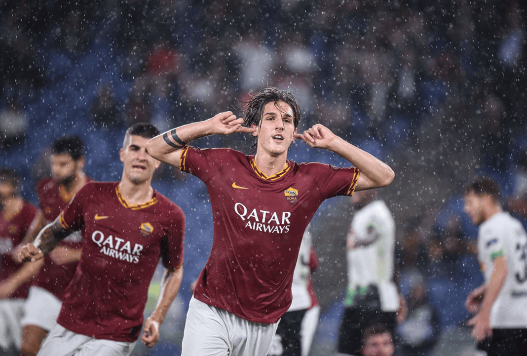 关于罗马尼亚国家队主场取胜，士气高昂前进的信息